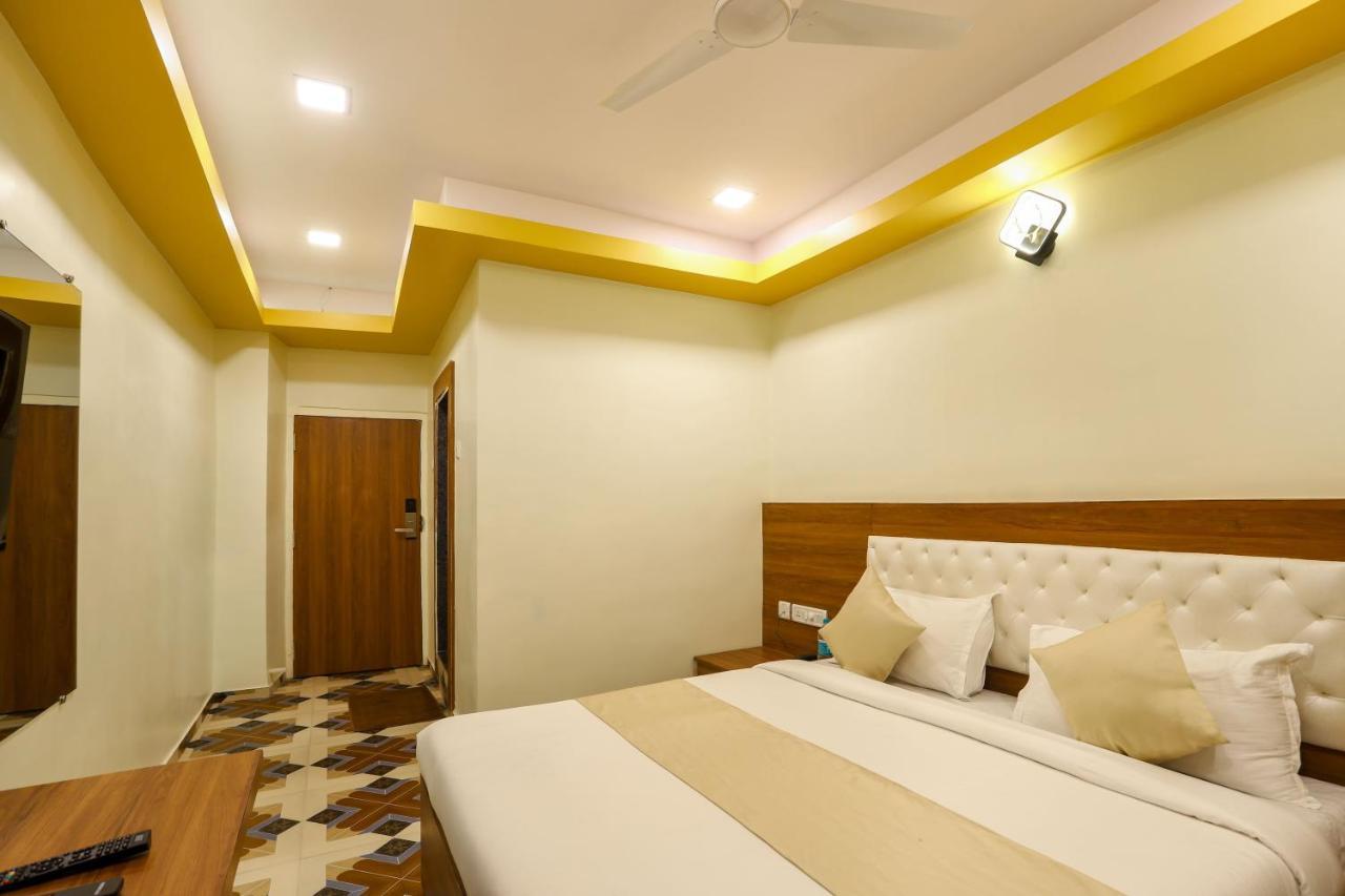 Hotel Jodiya - Near Cst มุมไบ ภายนอก รูปภาพ