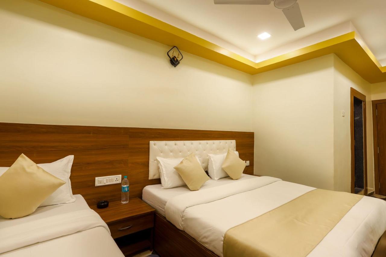 Hotel Jodiya - Near Cst มุมไบ ภายนอก รูปภาพ