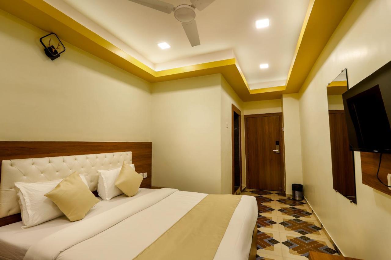 Hotel Jodiya - Near Cst มุมไบ ภายนอก รูปภาพ
